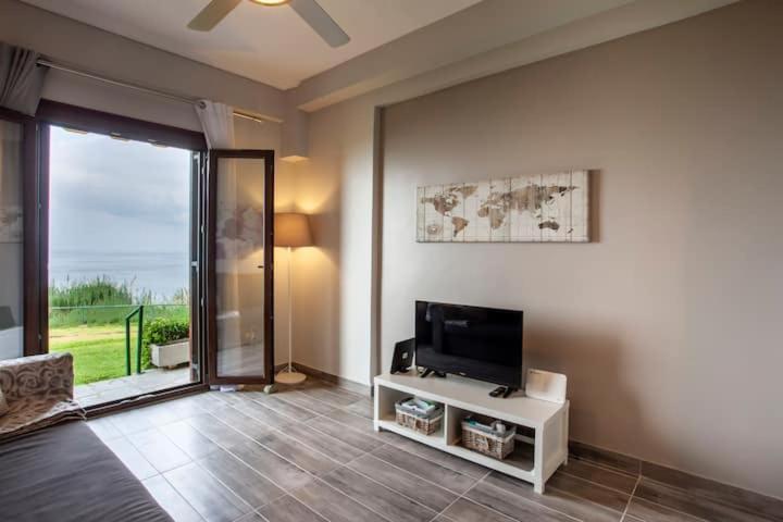 Mola Kaliva Sea View, 100M From The Beach! Exterior foto